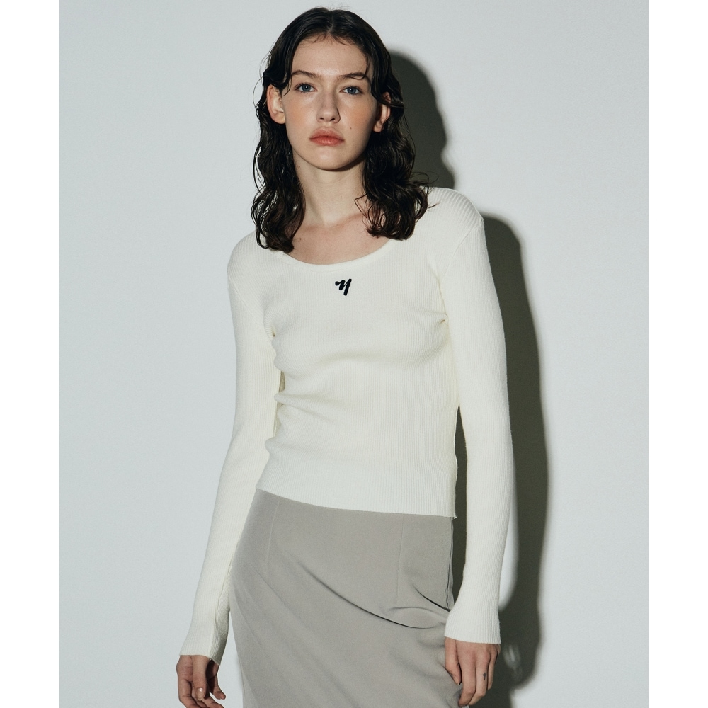 ニック&ニコールラウンドネックリニットクリーム