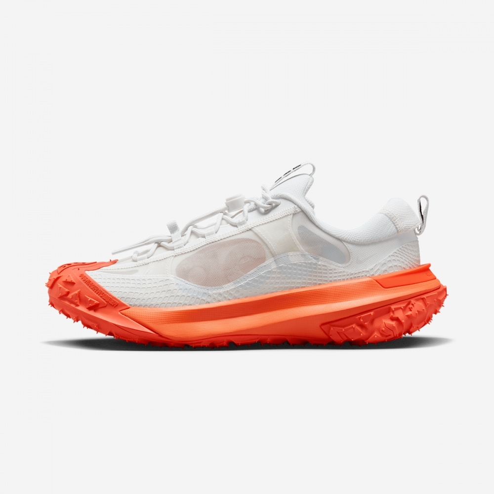 ナイキ ACG マウンテンフライ 2 ロー DV7903 100