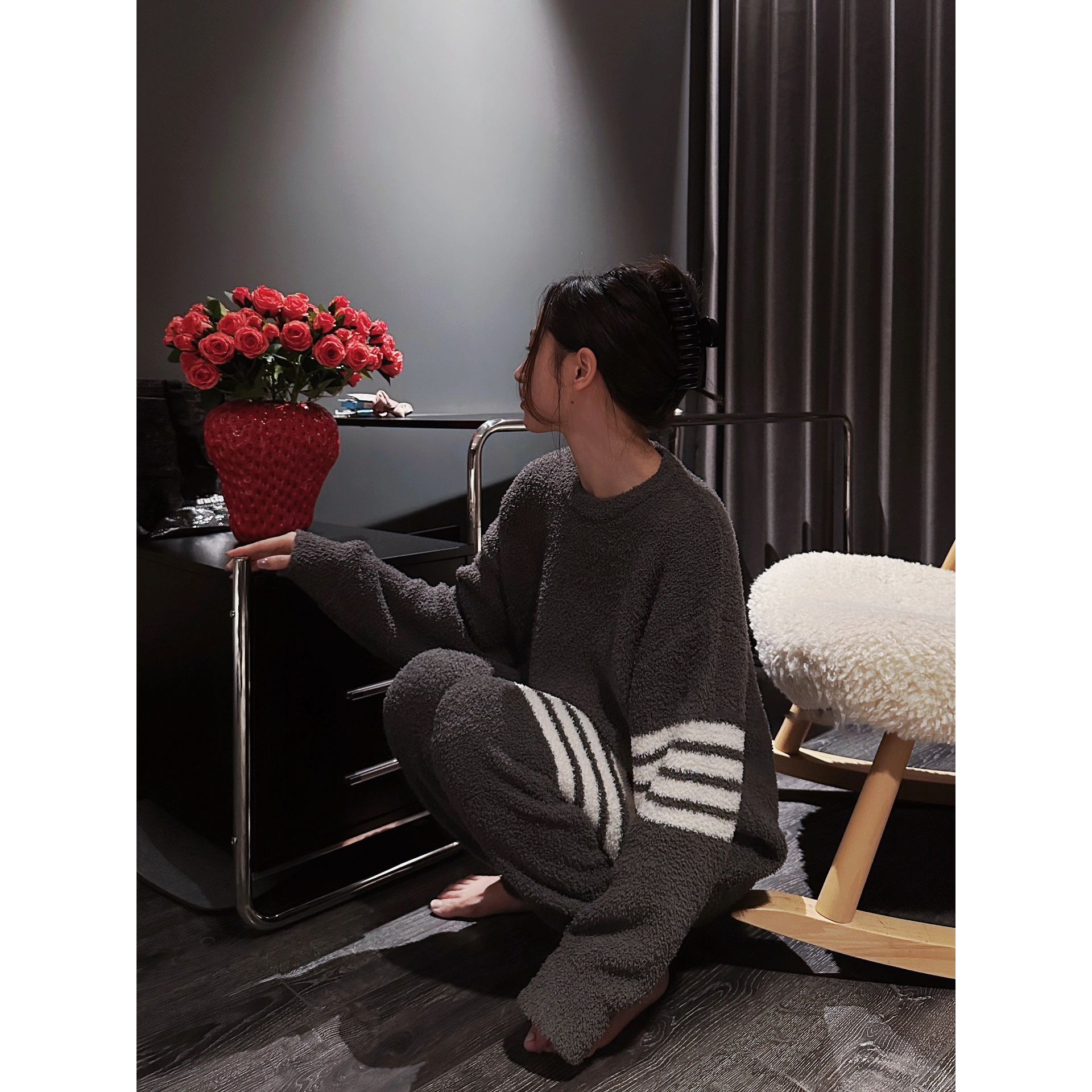 3バー対照的な色の韓国風パジャマセット厚くプラッシュニットホーム服