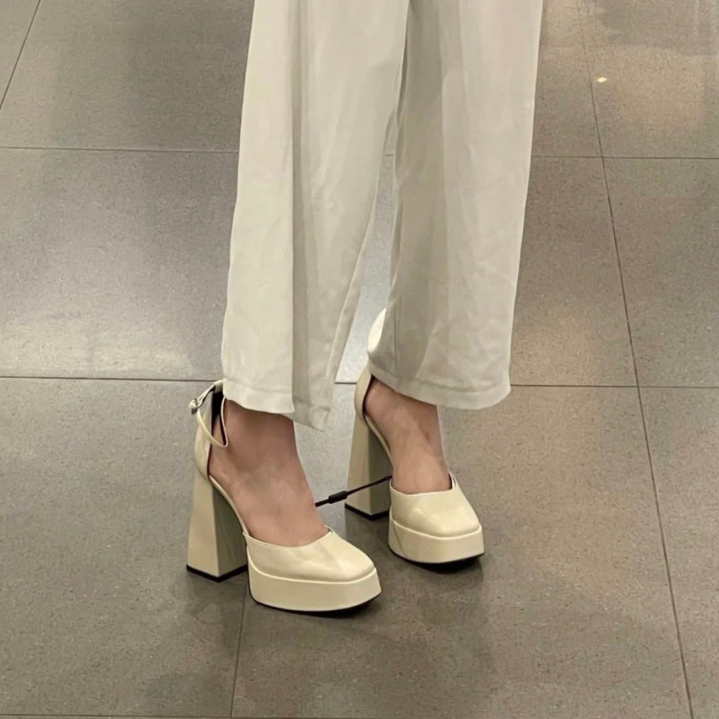 ロリータバービー メリージェーンシューズ 女性用 2024 太ヒール 防水 プラットフォーム スーパーハイヒール スクエアトゥ 浅口バックル シングルシューズ