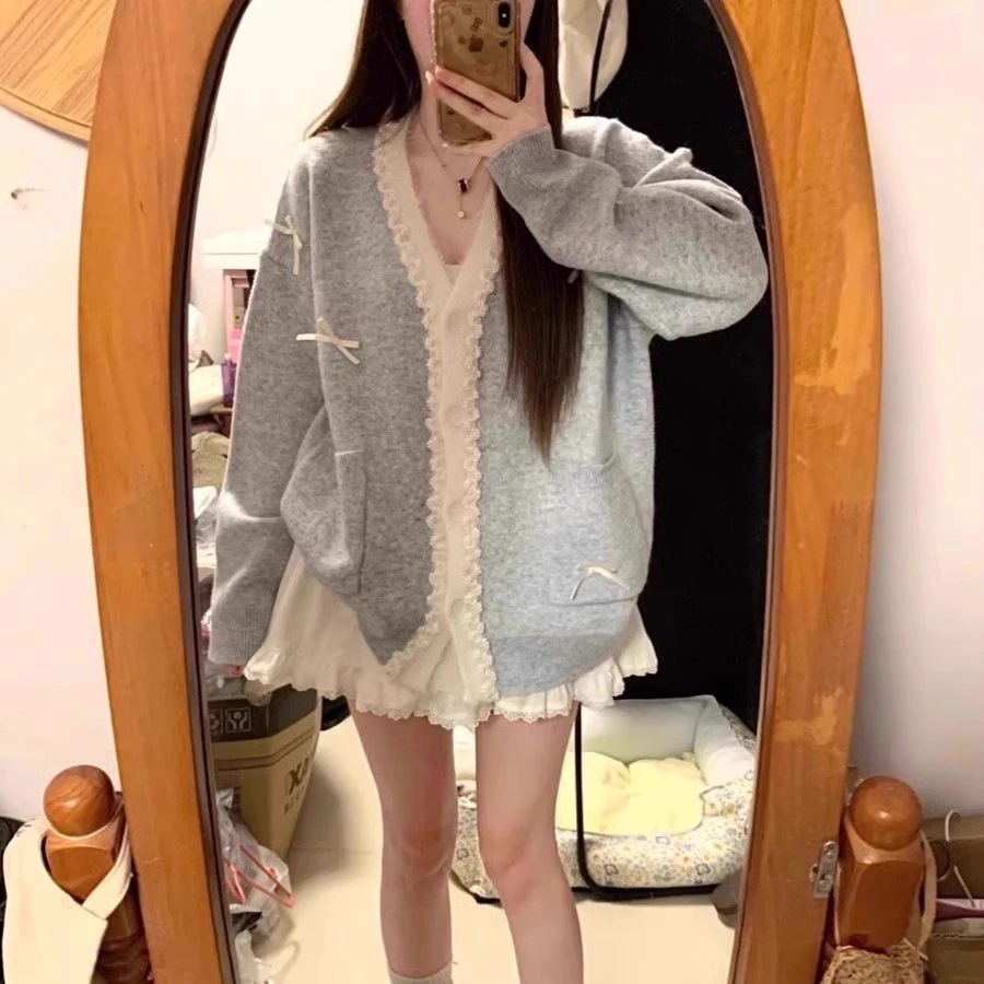 ハイエンドのカスタマイズ-フランスのゆったりとした優しいスタイルの V ネックブルーセーターカーディガンコート女性秋のリボンレースニットスーツ