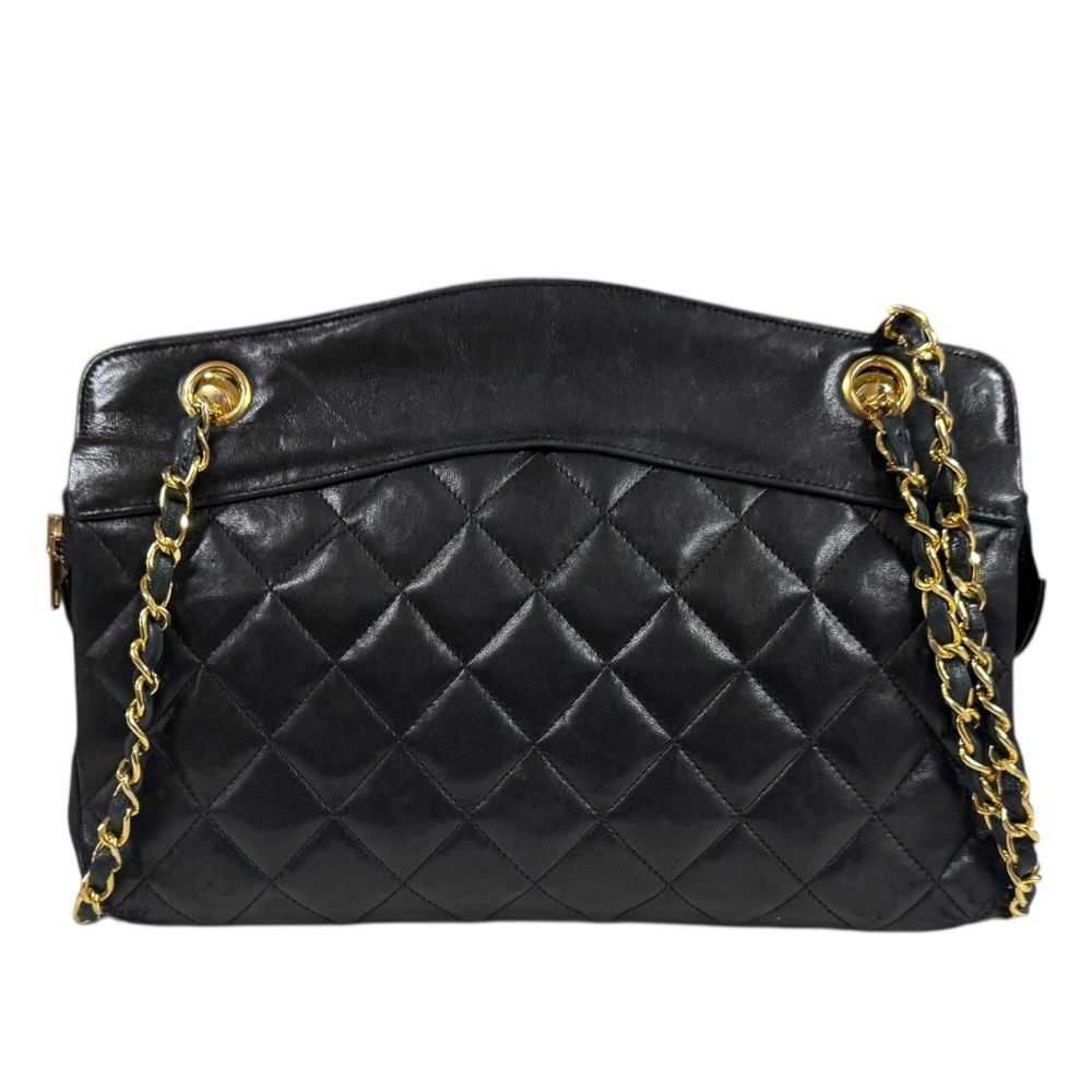 シャネル マトラッセ ショルダーバッグ ラムスキン ブラック CHANEL 中古