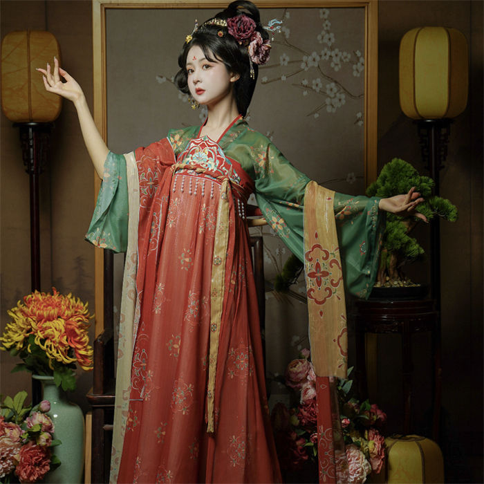 中華服 レディース 華流衣装 チャイナ服 漢服唐装 唐装漢服 コスプレ衣装 仮装 セットアップ チャイナ風 中国風 古代 発表会 撮影 演出 中華宮廷仮装 ハロウィン 仮装 衣装 クリスマス 写真撮影