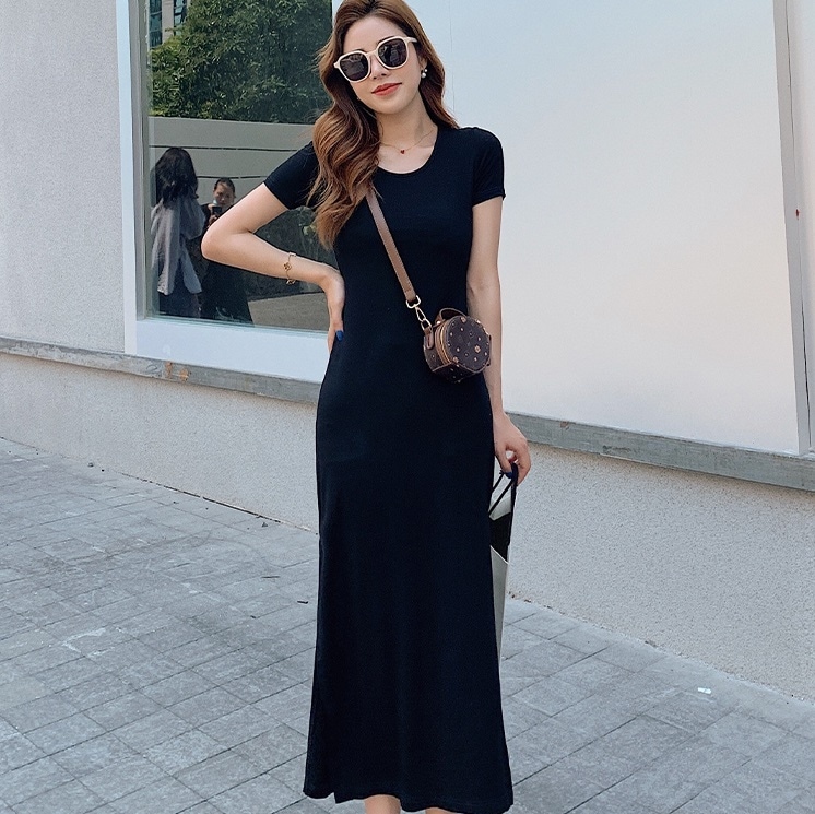 ワンピース ロング ロング丈 袖あり 半袖 スリット サイドスリット 薄手 かわいい 大人可愛い きれいめ シンプル カジュアル おしゃれ お洒落 大人女子 こなれ感 ラブリー キュート ガーリー 5,096円