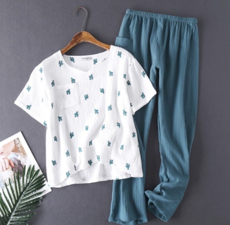 サボテン柄パジャマ セットアップ ルームウェア パジャマ 部屋着 寝巻き ナイトウェア 袖あり 半袖 ラウンドネック 綿 上下セット 爽やか 大人スタイル かわいい 大人可愛い きれいめ シンプル