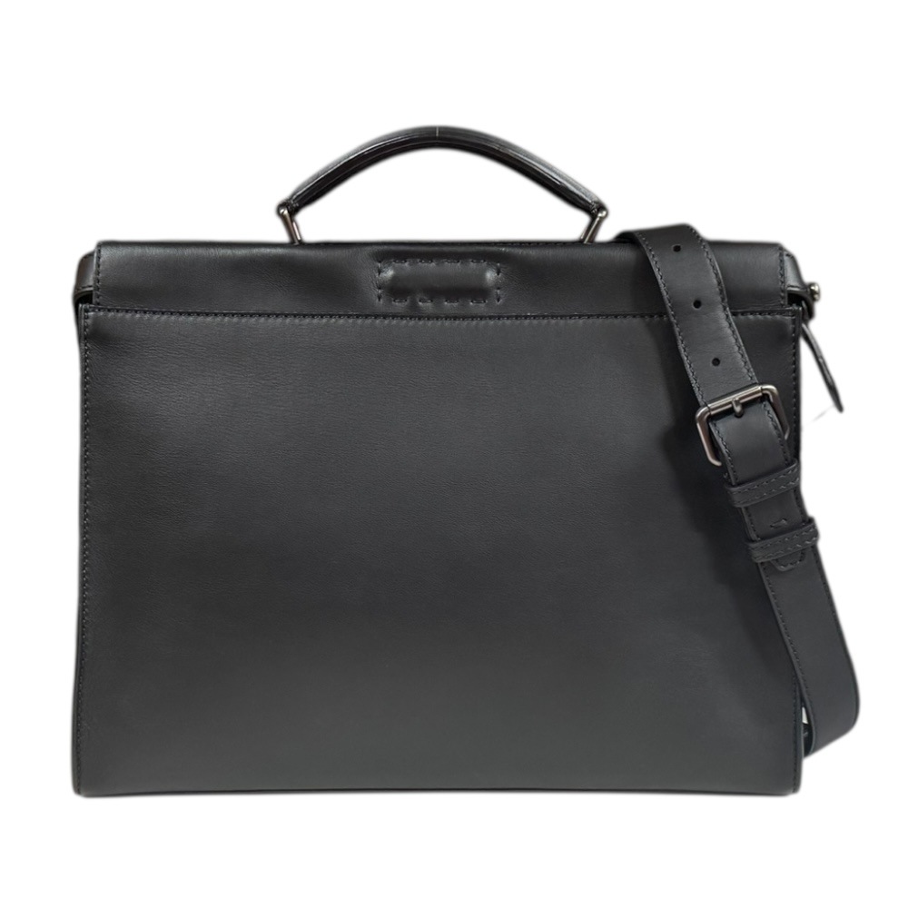 フェンディ ピーカブー フィット ショルダーバッグ レザー 7VA406 ブラック FENDI 中古 美品