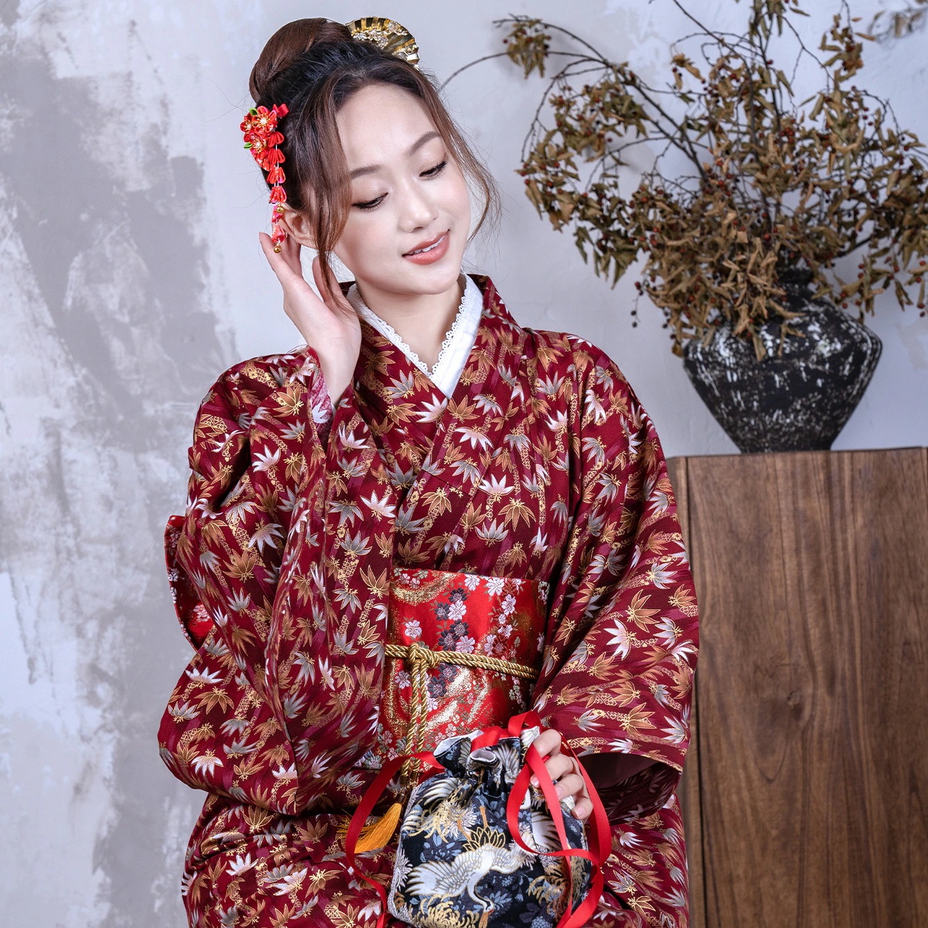 3日出荷 浴衣 紅葉 笹 着物 民宿 着物 レディース 撮影 改良 着物