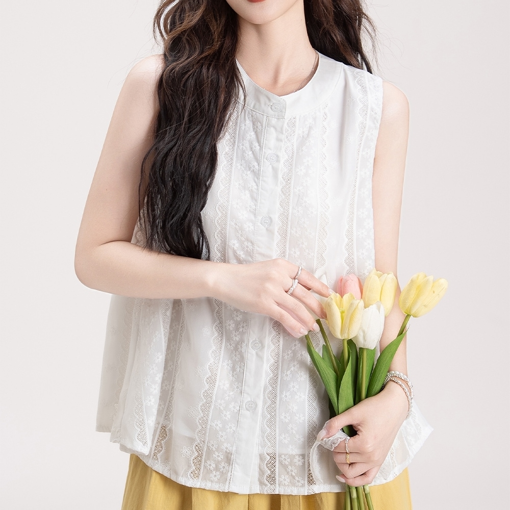 トップス シャツ ノースリーブシャツ クルーネック 前開き ボタン 刺繡 透け感 ミディアム丈 かわいい 大人可愛い きれいめ シンプル 上品 レトロ おしゃれ かっこいい カジュアル こなれ感