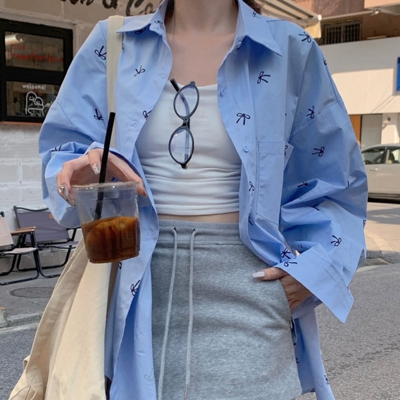 2024夏トップスシャツ長袖ボタン襟スタンダードカラーリボン大きめサイズ丈長めゆったり細見え夏水色ライトブルーおしゃれかわいい韓国ファッションレディースお出かけ 5,147円