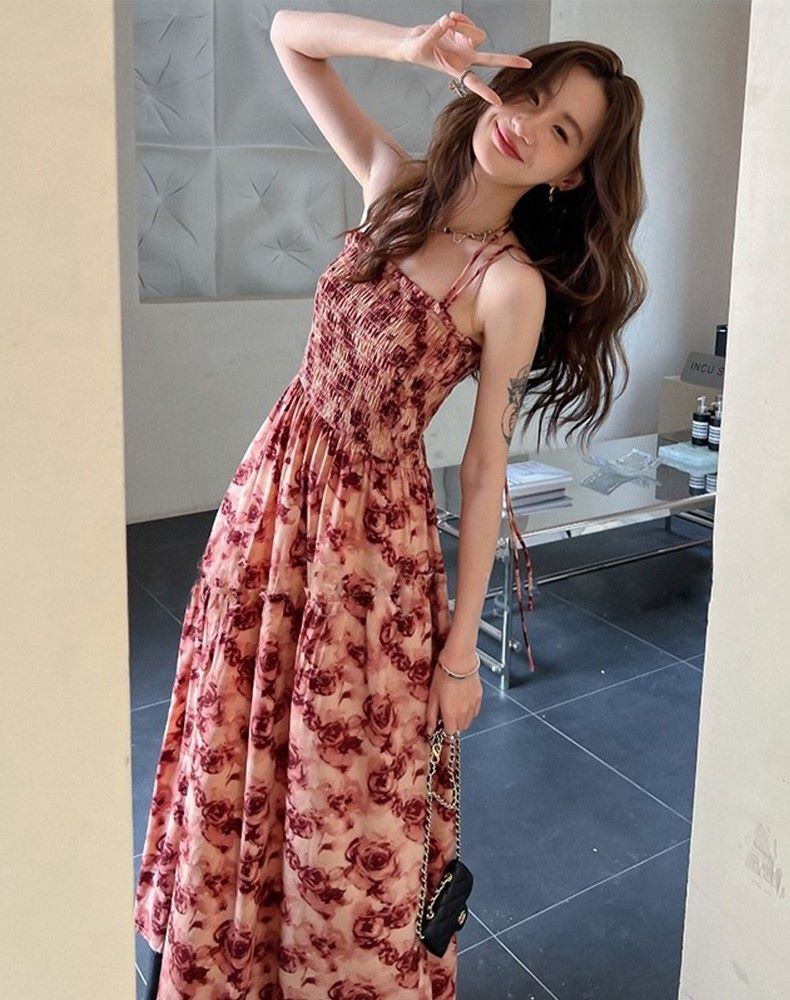 ワンピース キャミソール ロング ロング丈 ウエストマーク ポリエステル 大人可愛い カジュアル おしゃれ 大人女子 キュート 存在感 花柄 春 夏 秋 レディース デート お出かけ 女子会 休日