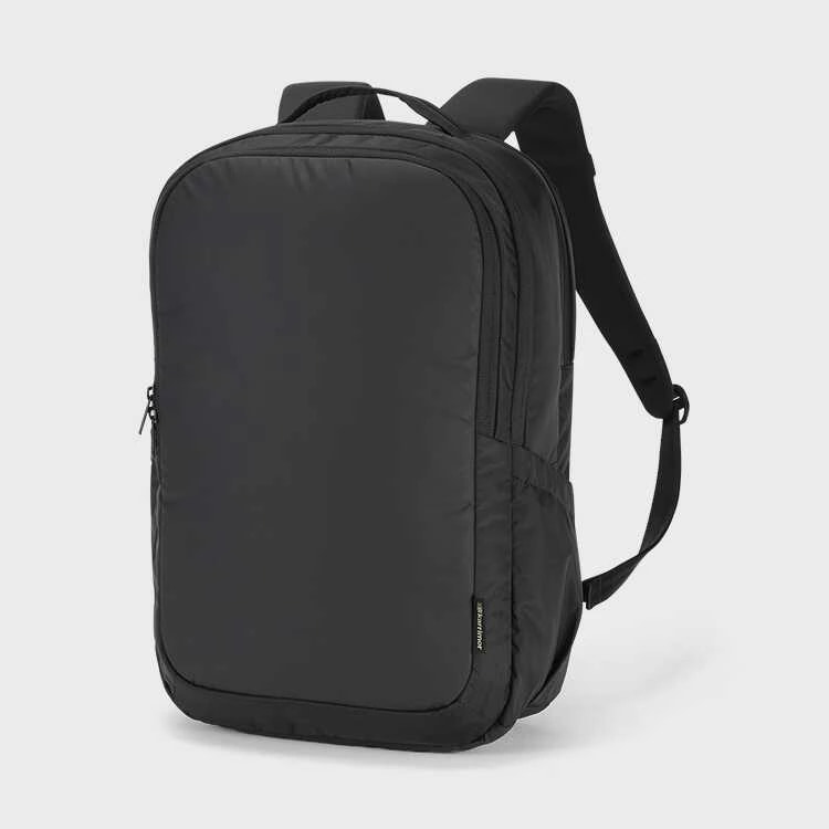 ビジョン 16 バックパック ブラック H42×W27×D15cm（16L） #501180-9000
