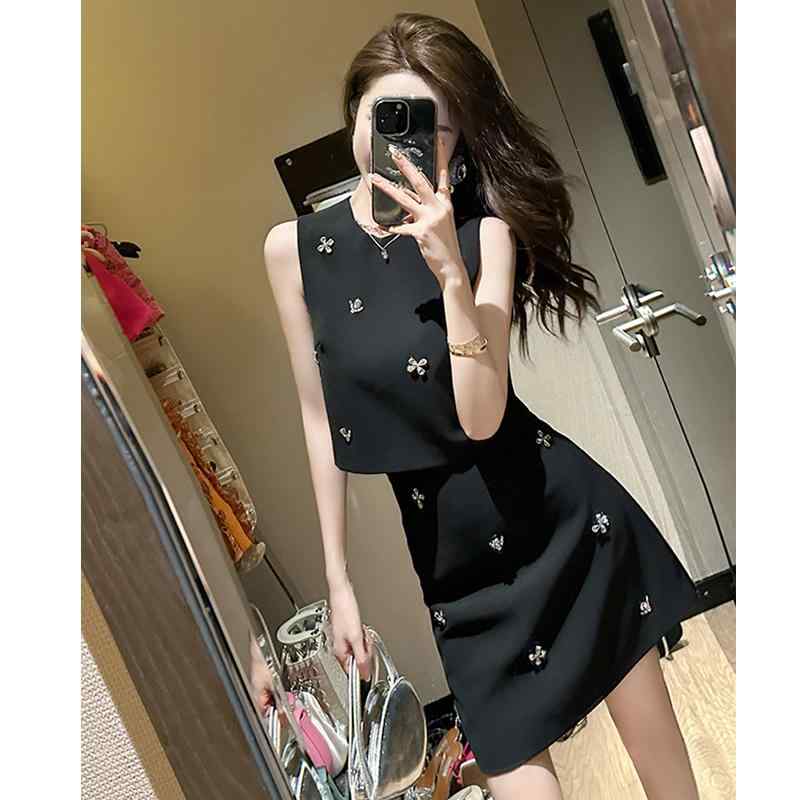 ドレス　パーティー　レディース FFmiss 高級 ラインストーン フラワー ノースリーブトップ ショート スカート スーツ レディース 夏用 ウエスト 丈 スタッズ リトル ブラック 5,635円