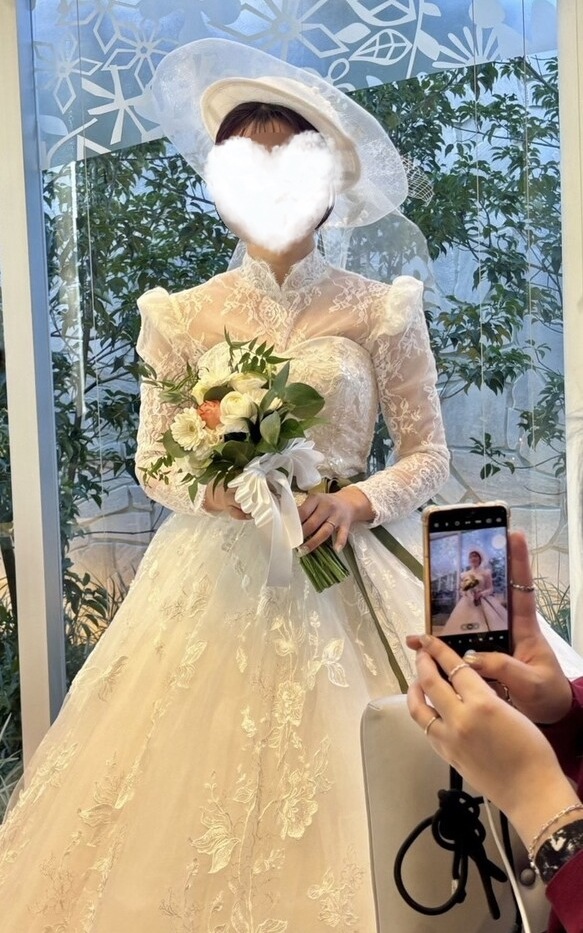 実例写真！ボレロ 長袖 クラシカル 流れる透け花レース 花嫁/ウェディングドレス 13,082円