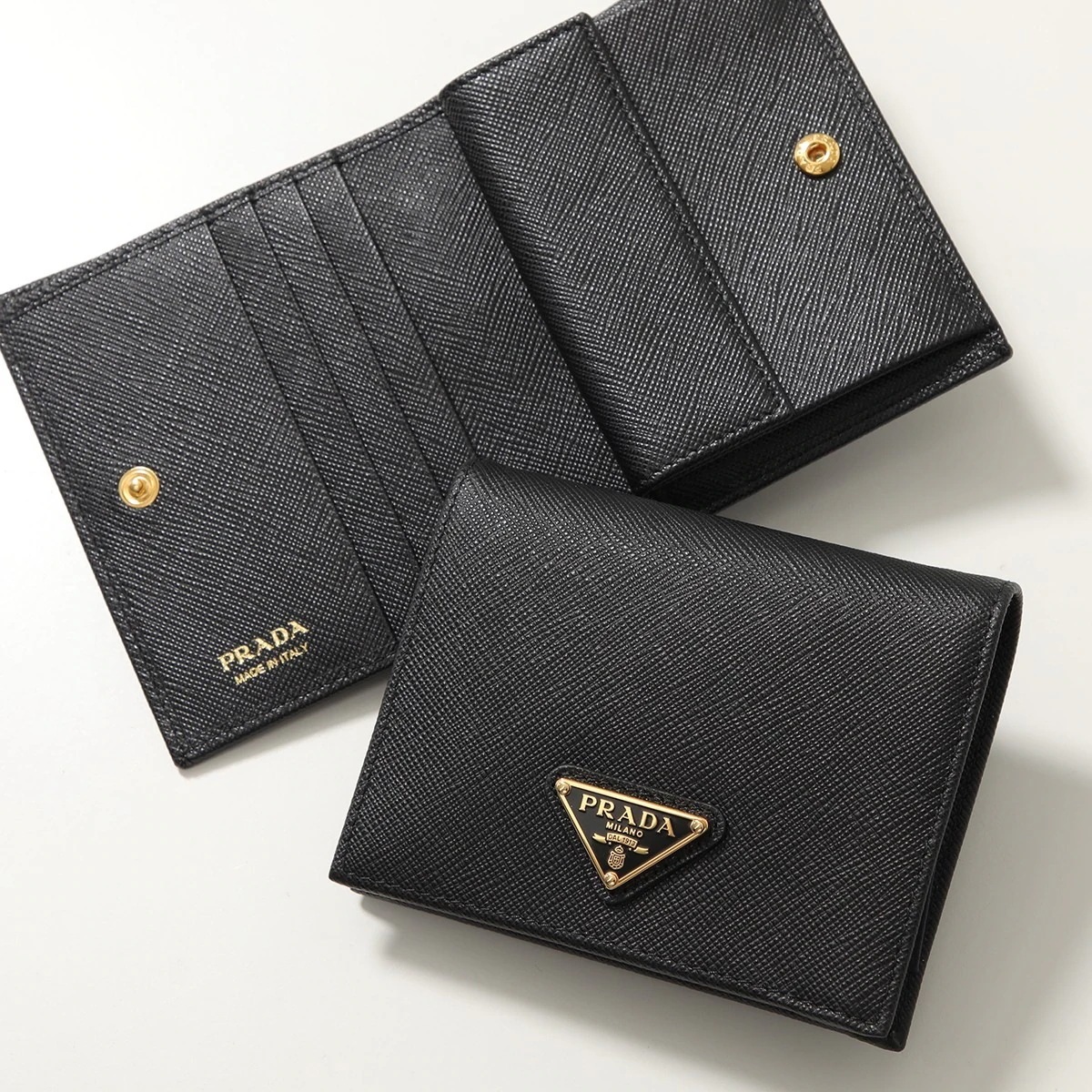 PRADA プラダ 二つ折り財布 1MV204 QHH レディース ウォレット サフィアーノ トライアングル レザー ロゴ F0002/NERO