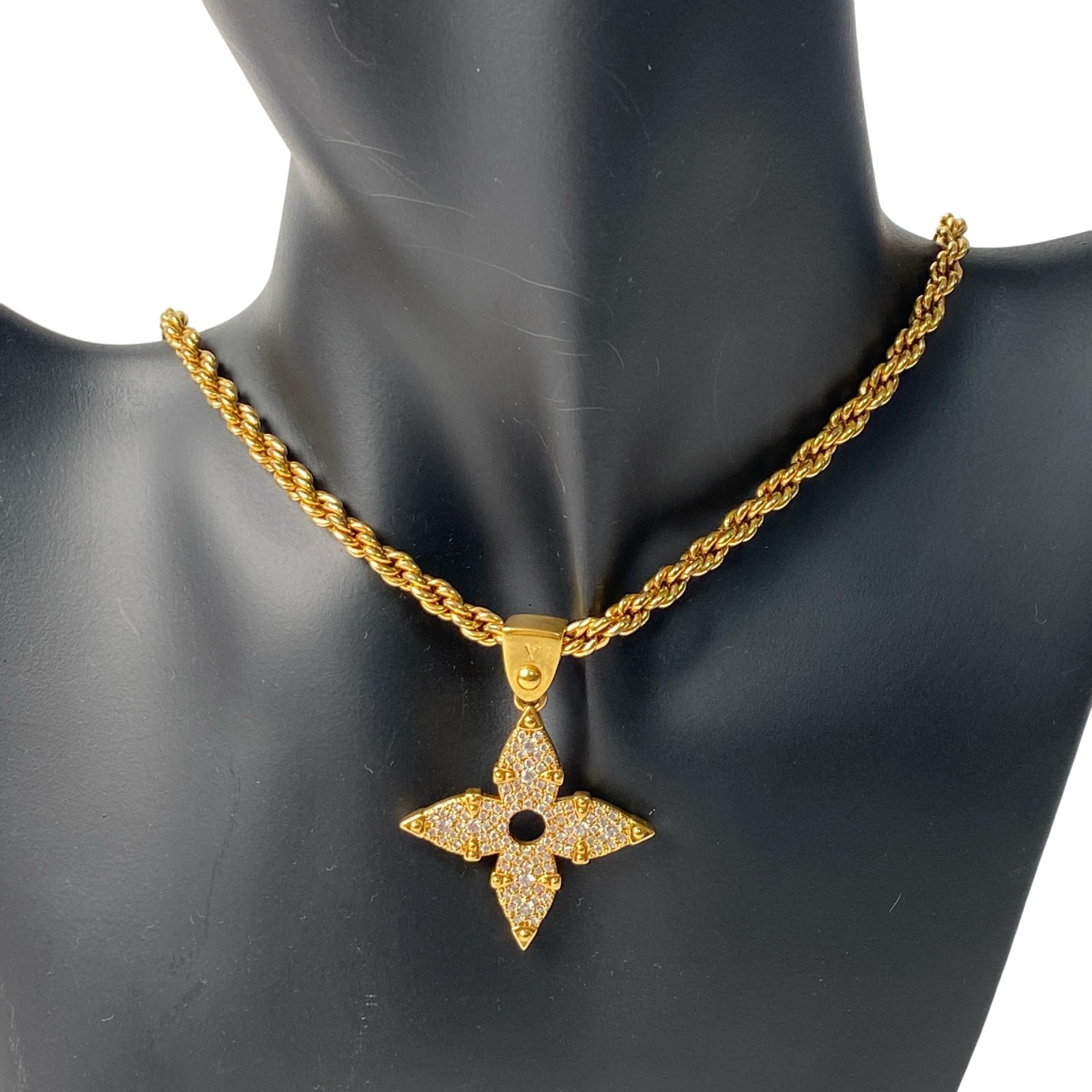 ルイ ヴィトン LOUIS VUITTON レディース ペンダント・LV ロープ ネックレス M01751 OB0274