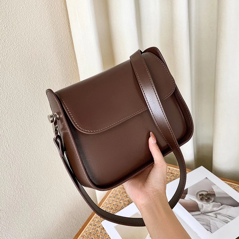 B180 本革 韓国 ショルダーバッグ レディース ハンドバッグ 通勤 バッグ 肩ベルト調整可能 韓国ファッション ミニバッグ トートバッグ 肩掛け バック カバン 脇下バッグ 可愛い 7,081円