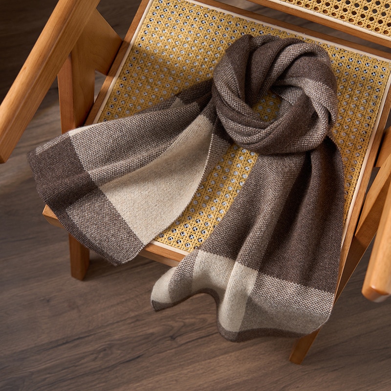 カシミヤ 2024 秋冬新スタイルユニセックス市松拡大スカーフ暖かいショールネック保護ニットロングスカーフ