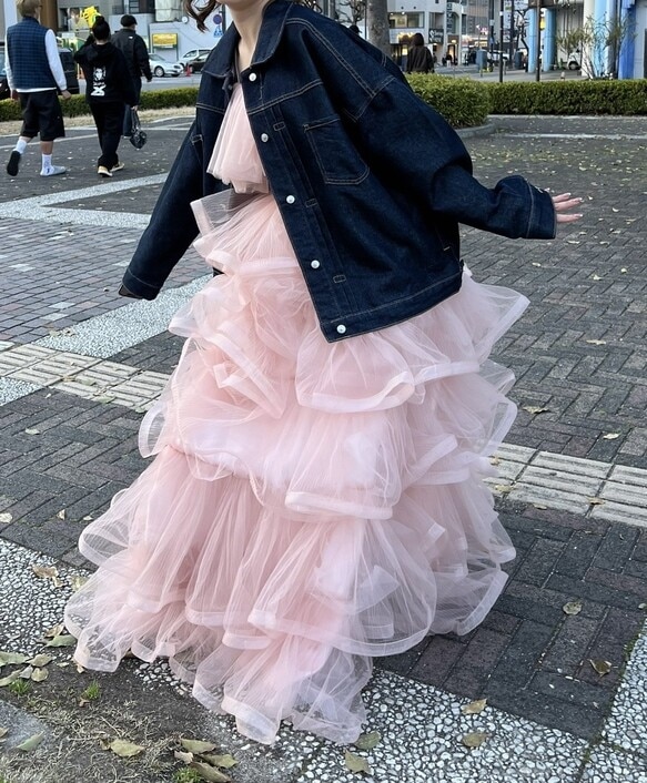 実例写真！ ピンク キャミソール 編み上げ ソフトチュール ロング 可愛い ティアードのドレス