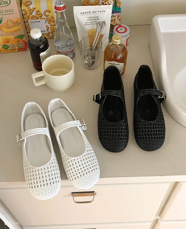 [MILOVANY] ミレアマッシュメリージェーンフラット3cm