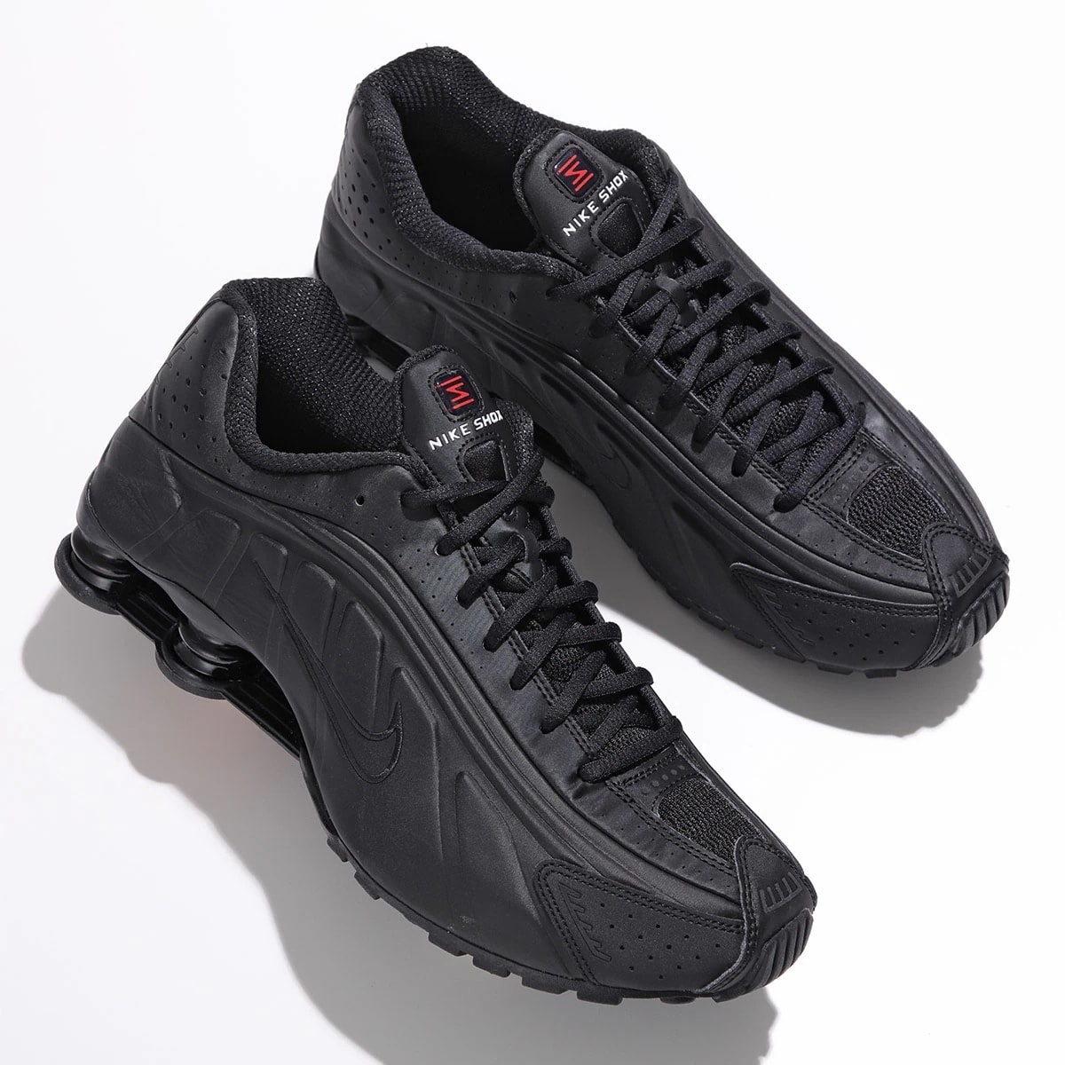 NIKE ナイキ スニーカー SHOX R4 ショックス AR3565 メンズ ローカット テキスタイル 刺繍ロゴ シューズ 靴 004/BLACK/ORANGE