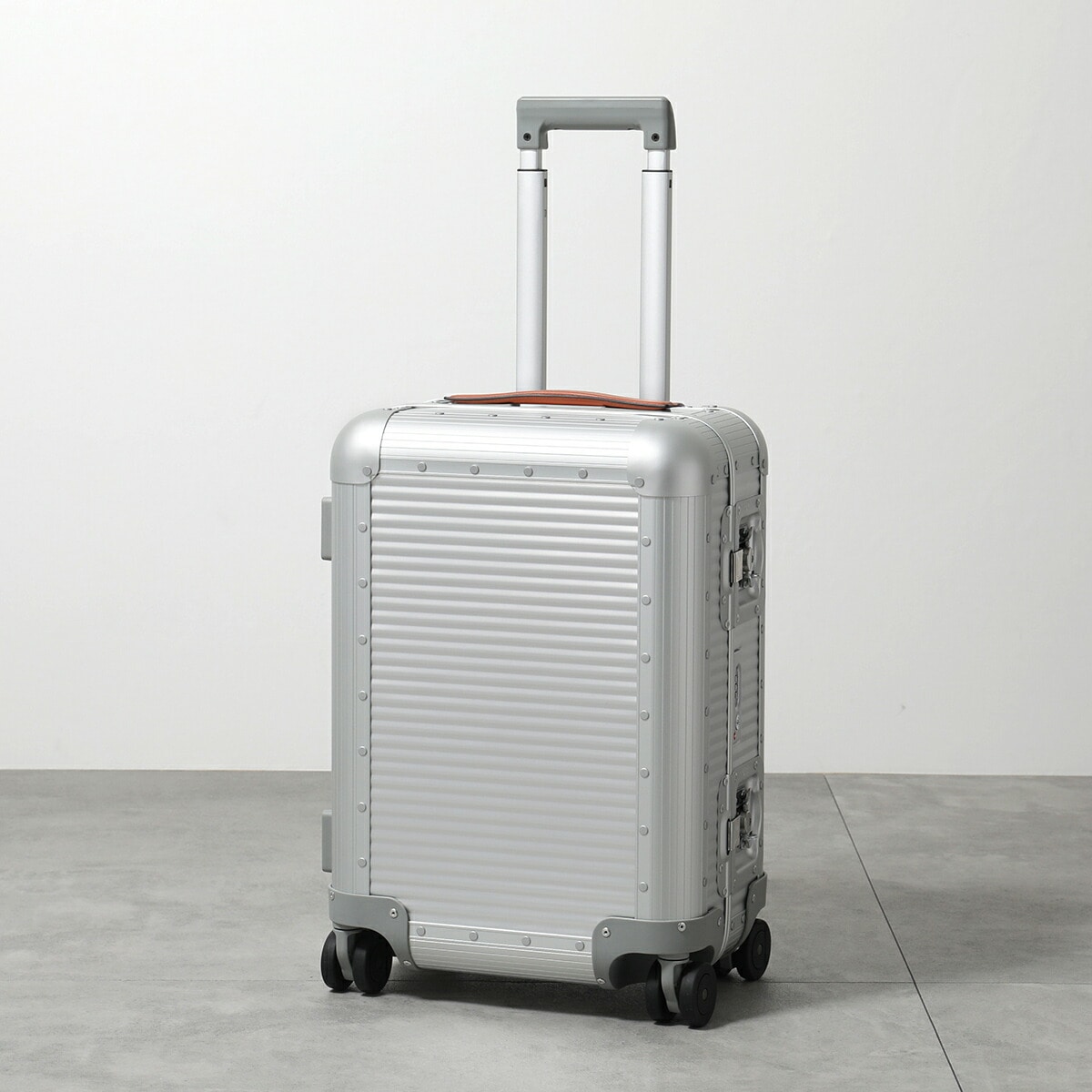 FPM MILANO エフピーエムミラノ キャリーケース BANK SPINNER 53 バンク スピナー A1505315 メンズ レディース トラベルバッグ 鞄 826/MOONLIGHT-SIL