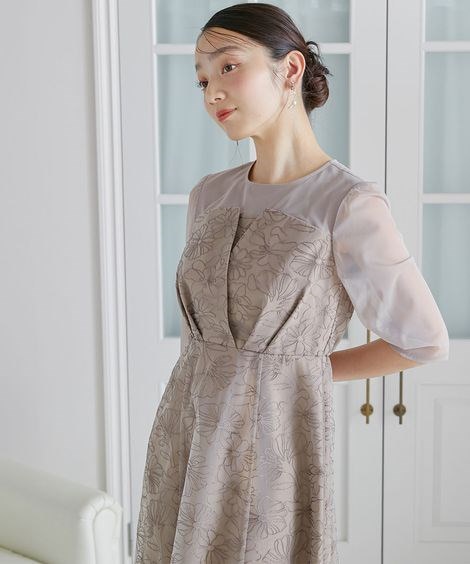 Qoo10 ニッセン ビスチェ風刺繍レースワンピースド 無地