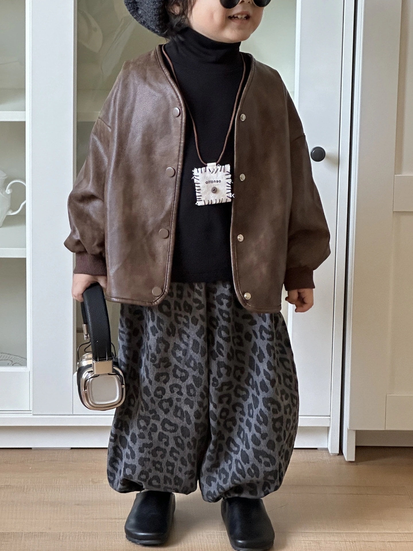 子供パンツ秋男子新型ヒョウ柄ストレッチジーンズ男女赤ちゃん韓国版ブルマ