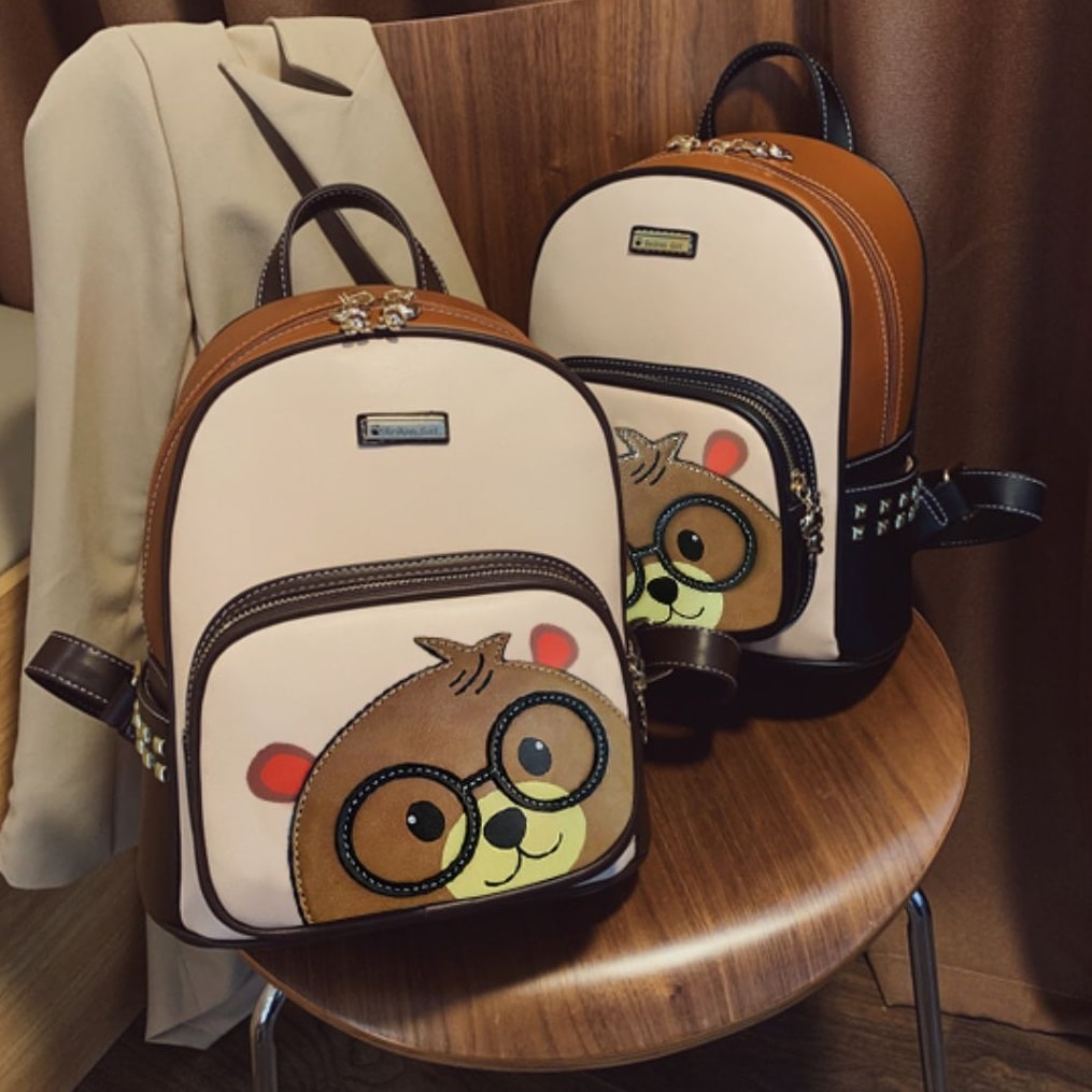 リュック バッグ カバン レディース BEAR bear 熊 くま バッグパック 小さい 大容量 多収納 便利 軽量 スリム 自立 かわいい 大人可愛い シンプル カジュアル お洒落 かっこいい