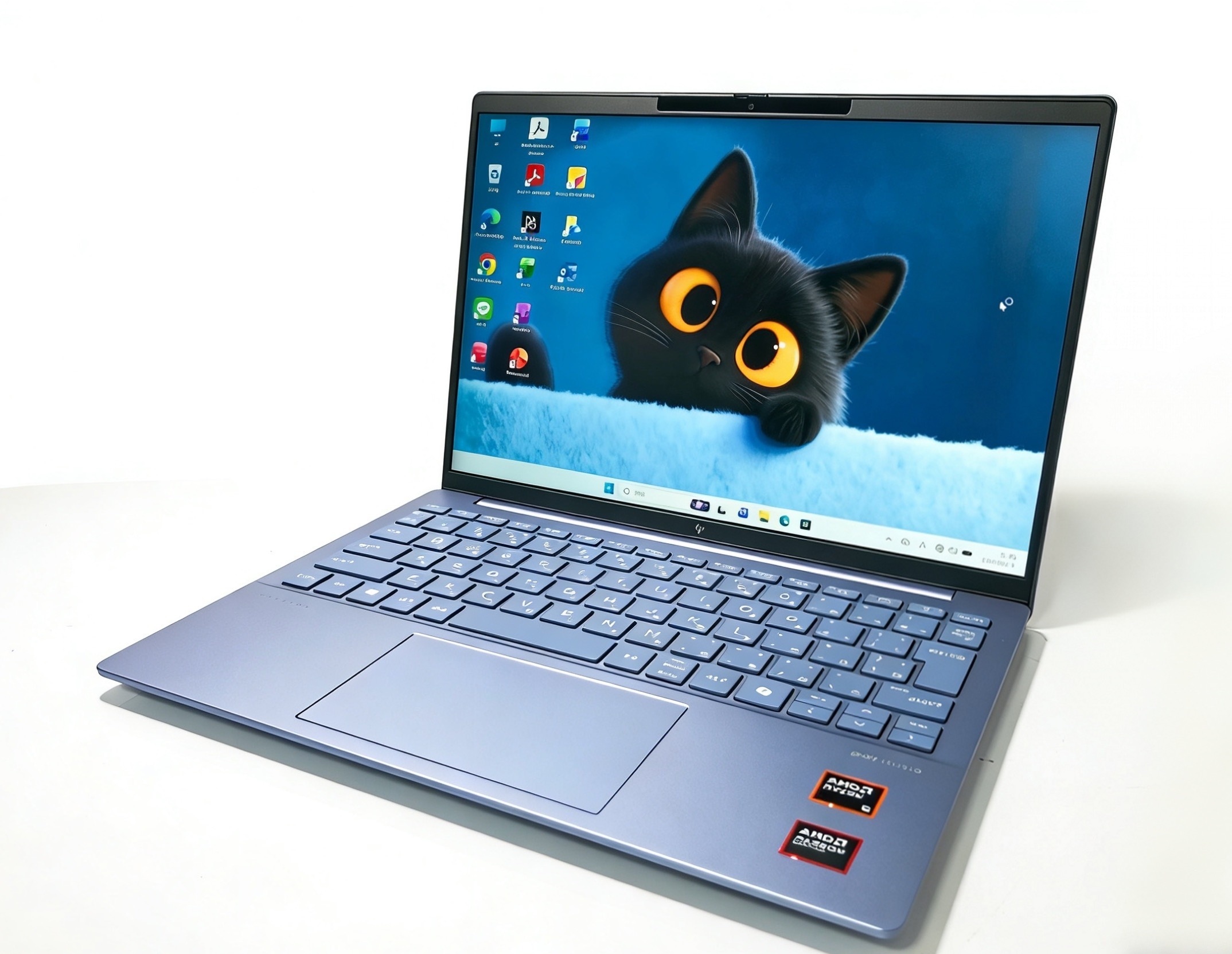 美品Pavilion Aero Laptop 13-bg/ノート/AMD Ryzen 5 8640U/SSD256 メモリ16GB/WEBカメラOffice2024搭載1920×1200(WUXGA)