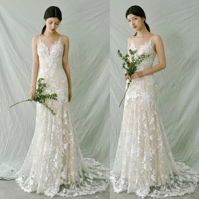 キャミソールタイプウェディングドレストレーンドレススレンダーラインファスナータイプウエディングドレス前撮り後撮り披露宴結婚式演奏会海外挙式ドレス長いフィッシュテールスタイル