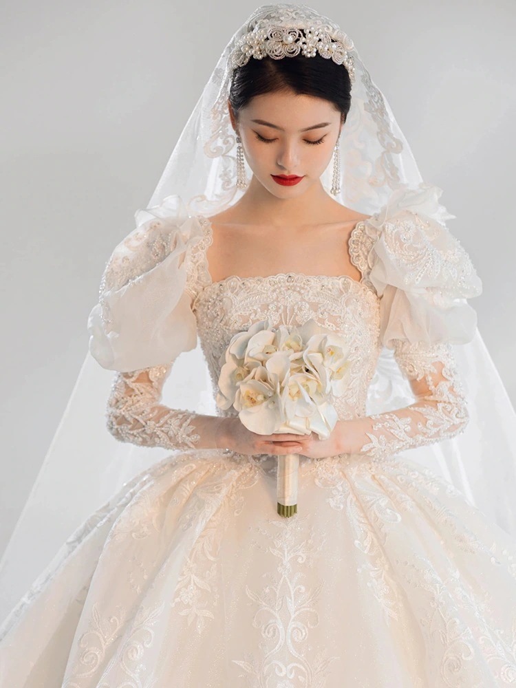 長袖冬ウェディングドレス2025新作ブライダルメイン糸小宮殿風ハイエンドテクスチャトレーリングレトロ