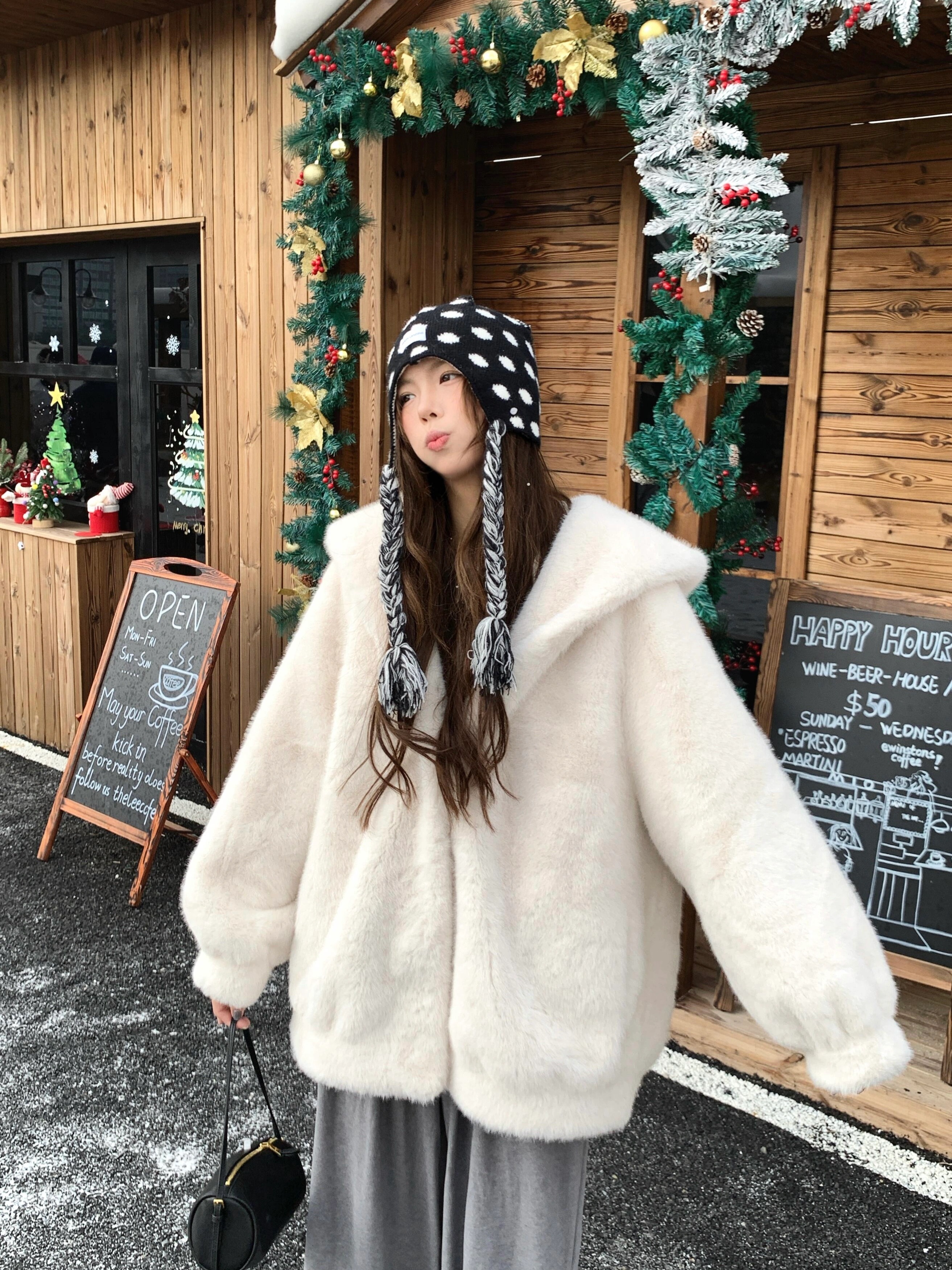 厚手 かわいい羽織りレディース 韓国っぽ 暖かい 秋冬 ゆるかわ アウター防寒 甘めトレンド ブルゾンフード付きショート長袖トップスカジュアルファッション系フル丈フェイクカラーコーデ 2025