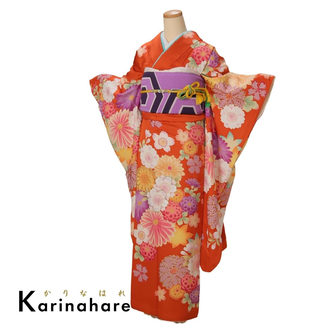 振袖セットF331-107 大島優子デザイン　オレンジ地に万寿菊が大胆に描かれた振袖