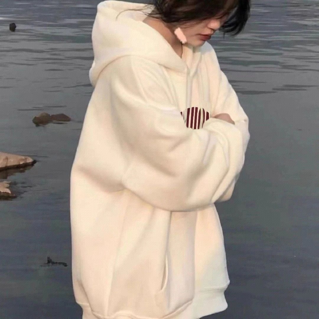 アメリカンレトロなフードにベルベットのセーター女性カップルゆったり厚手のコートトップス