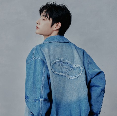 Qoo10] Romantic Crown [ZB1 24 SPコレクション] SH : レディース服