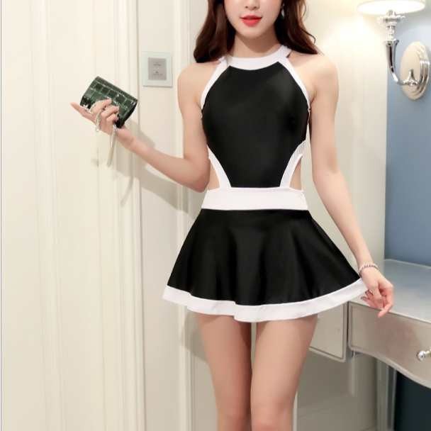 ワンピース水着 水着 スカート水着 スイムウエア プール ジム ワイヤーなし パッド有り レディース水着 お揃い ホルター バックレス 韓国風 体型カバー ホワイトブラック 黒 白 切り替えしデザイン