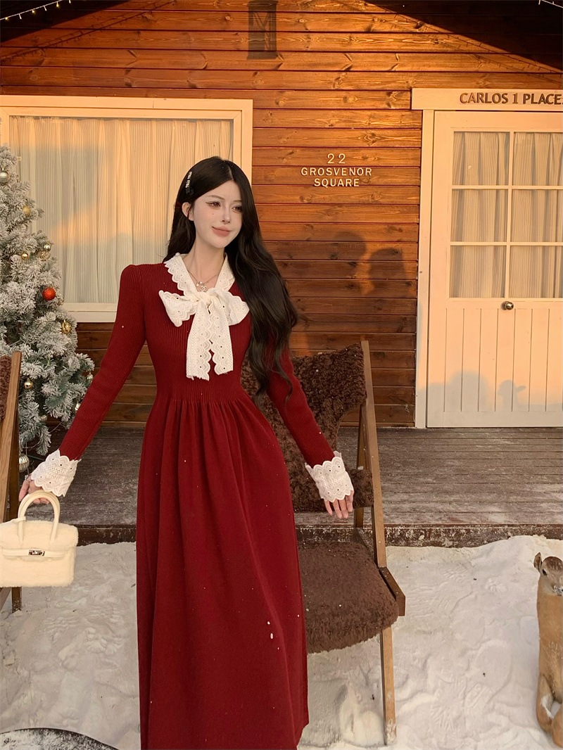 女性のためのデザインされたレーススプライシングリボンニットドレスボトミングスカート痩身インナーロングスカートR26