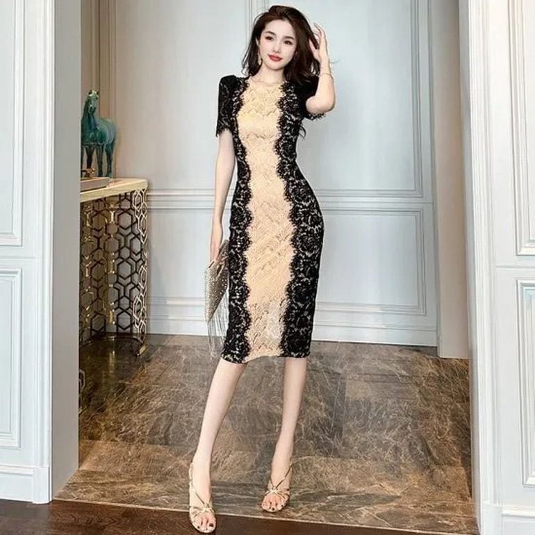 パーティードレス 韓国 プチプラ タイト 個性的 レース バイカラー スリット 膝丈 膝下 袖あり 半袖 ブラック 黒 ベージュ 結婚式 二次会 謝恩会 成人式 キャバ ドレス ワンピース セクシー