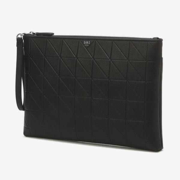 DBBA3F279BK [GRID MAXI] ブラックパターンエンボス牛革クラッチバッグ L