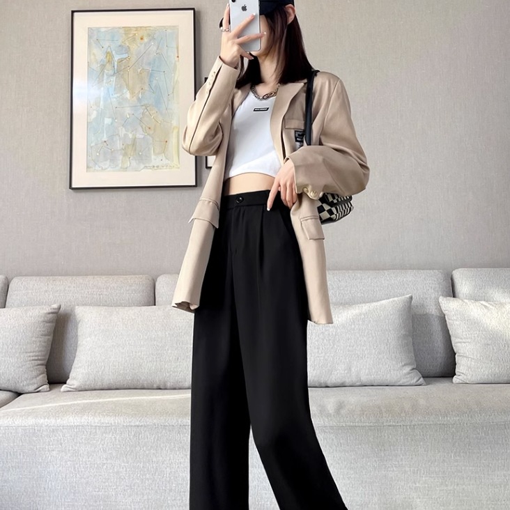 パンツ ストレートパンツ ロング ロング丈 ストレート ファスナー ポケット ハイウエスト かわいい 大人可愛い シンプル 上品 おしゃれ かっこいい クール 無地 春 夏 秋 冬 オールシーズン 5,382円