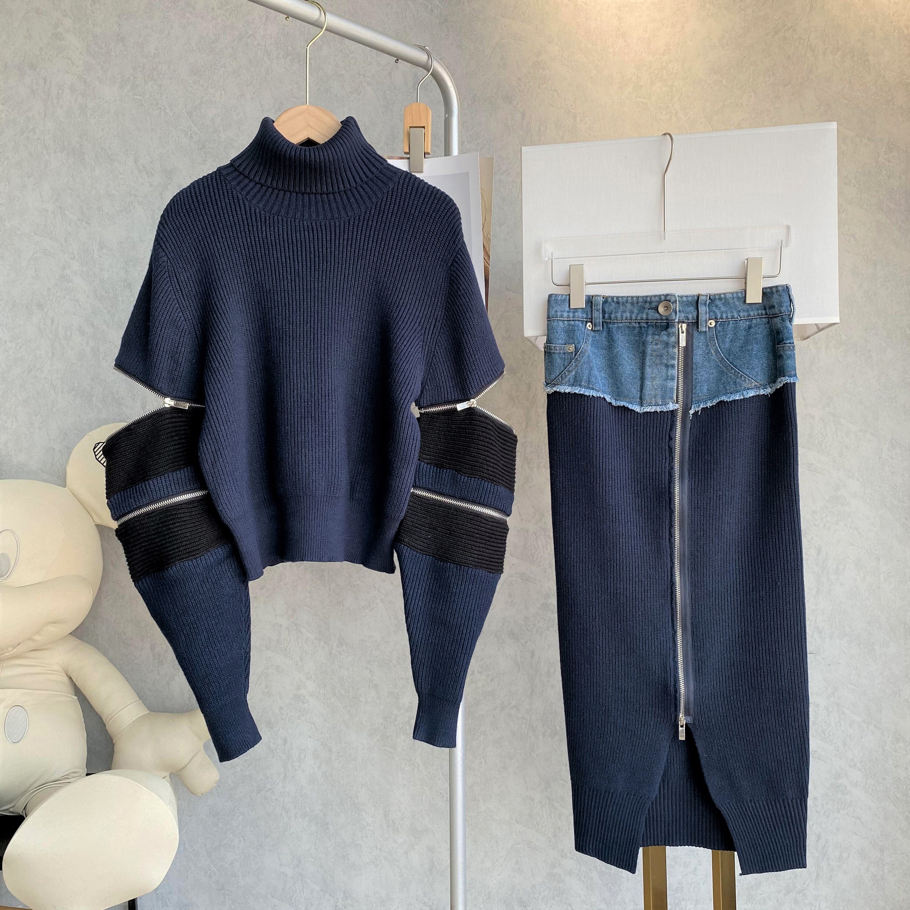 セットアップ ニットソー セーター ニットスカート デニムスカート ミモレ丈 ロング丈 袖あり 長袖 タートルネック タイト ストレート デニム 上下セット 2点セット お得 かわいい 大人可愛い