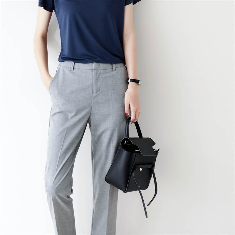 センタープレス ボトムス 細見 レディース タイト スリム 細見え 脚長 美脚 裾スリット ボトムス パンツ ズボン ロング丈 長ズボン スキニーパンツ レギンスパンツ 無地 シンプル カジュアル き 6,803円