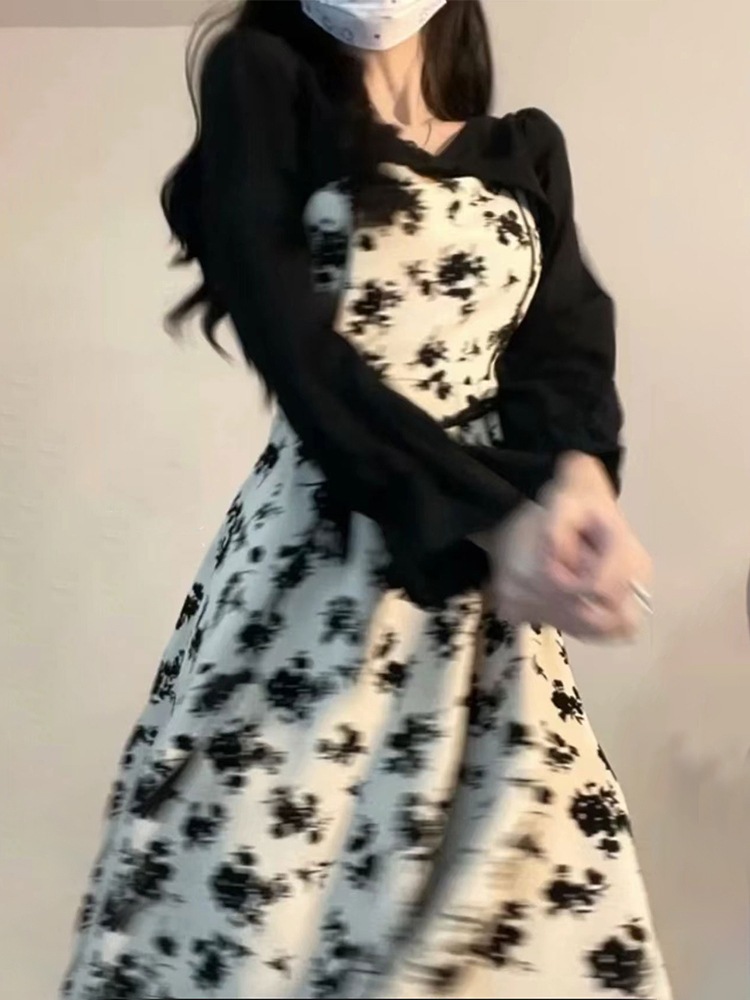 プチ花柄ワンピースサブシニアセンス初秋2023新作レディースティーウェアセットロングスカート