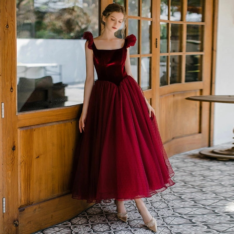 2点購入で200円割引利用可能なポイント ウエディングドレス カラードレス カクテルドレス ロングドレス パーティードレス 発表会 演奏会 ステージドレス イブニングドレス 赤 ワインレッド プロ