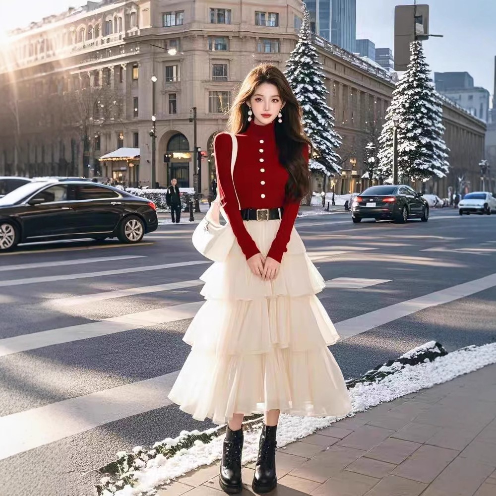 超美しくユニークな美しい赤いベルベットトップホワイトメッシュケーキスカートセット2025新しい女性服秋と冬