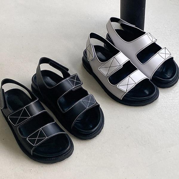 サンダル スポーツサンダル コンフォートサンダル フラット レディース ぺたんこ 黒 白