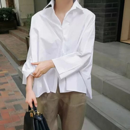 長袖シャツ レディース シャツ ブラウス トップス フロントボタン ポロ襟 シンプル 無地 カジュアル Ａライン ルーズシルエット 白シャツ ホワイト 綿 コットン お出かけ おしゃれ 女性
