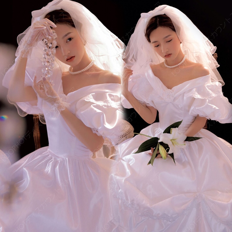 ウエディングドレス レトロ 花嫁 フリル サテン 昭和風 前撮り フォトウェディング 結婚式 リゾート お誕生日 スタジオ ロケーション撮影 シンプル 成人式 清純-69 9,354円