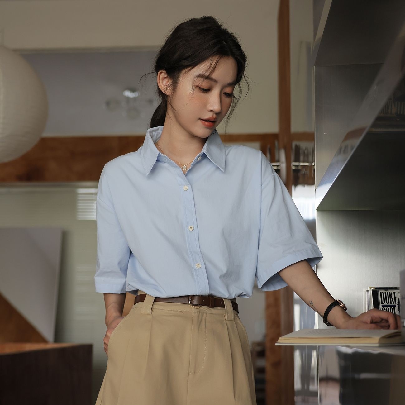 ゆったり 半袖 ライトブルー シャツ レディース レトロ フレンチ 通勤 シャツ カバー 春夏 薄手 トップス1257