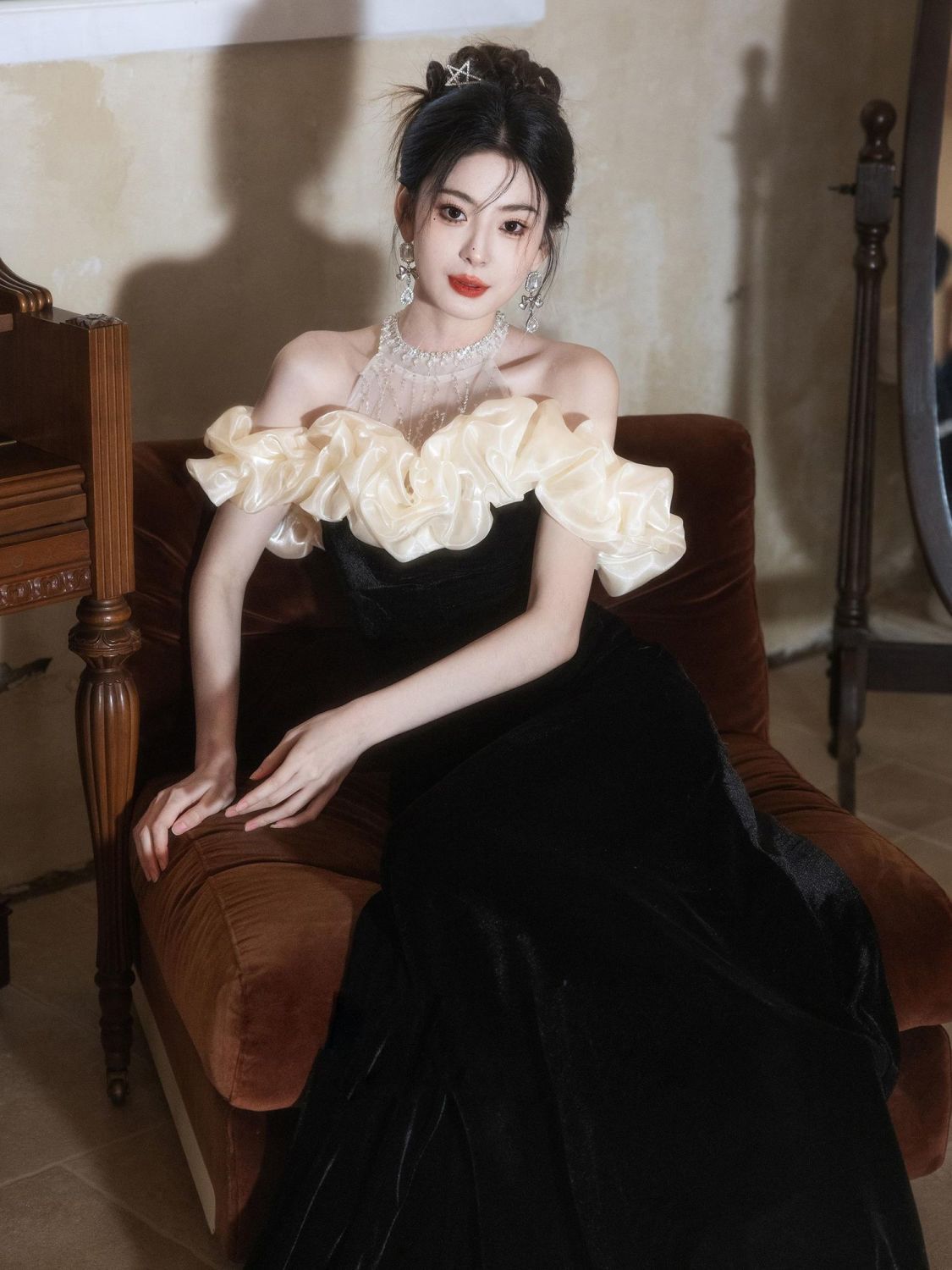 誕生日パーティー宴会用ドレス ブラックベルベット レディースハイエンド軽奢華 ドレス